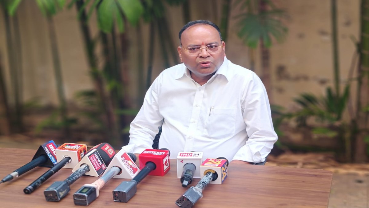 ‘भूपेश बघेल के खिलाफ बोलने से मुझ पर हमला हो सकता है’… कांग्रेस नेता के इस बयान पर अजय चंद्राकर ने साधा निशाना, कहा- कांग्रेस आतंकी संगठन