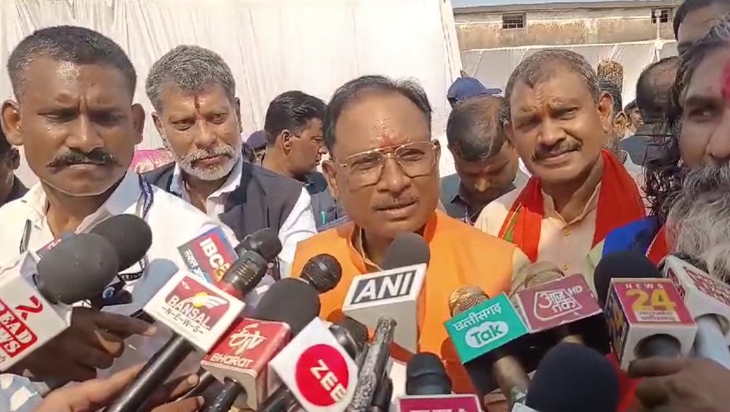 महतारी वंदन योजना को लेकर महत्वपूर्ण घोषणा : अब हर महीने की पहली तारीख को आएगा पैसा, सीएम ने किया ऐलान