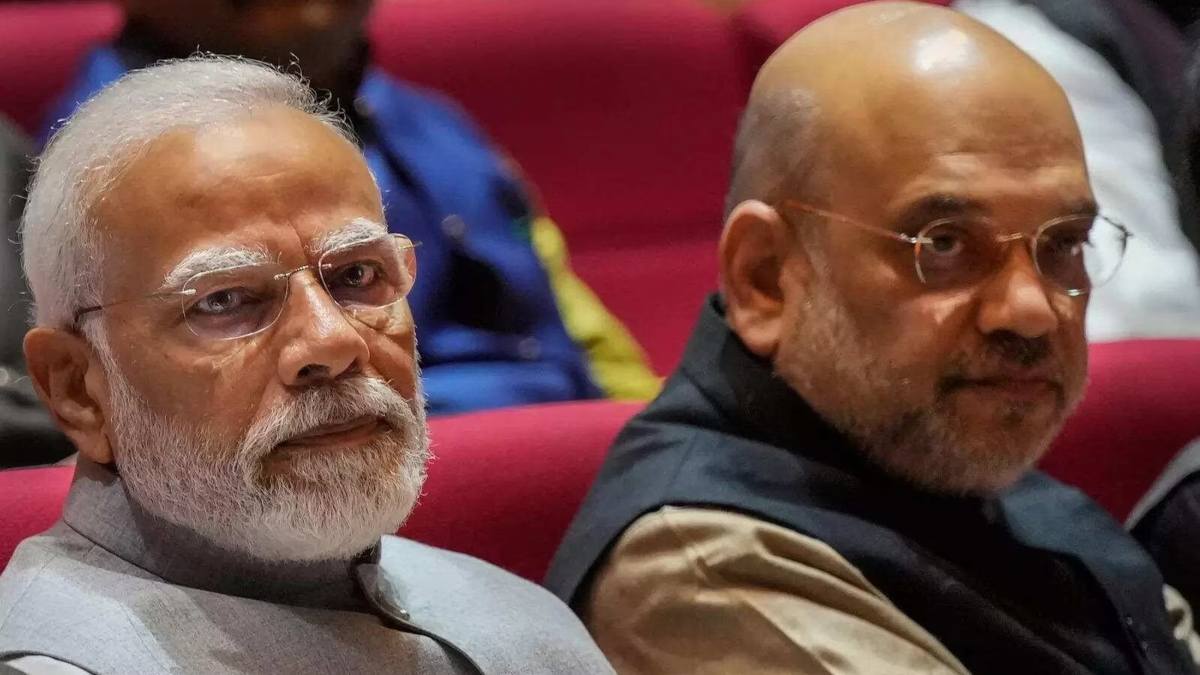 फंस गई BJP ! किसी की कटी टिकट तो किसी ने चुनाव लड़ने से ही किया मना, अब पूर्व डिप्टी CM ने PM मोदी और गृहमंत्री शाह को दिया बड़ा झटका…