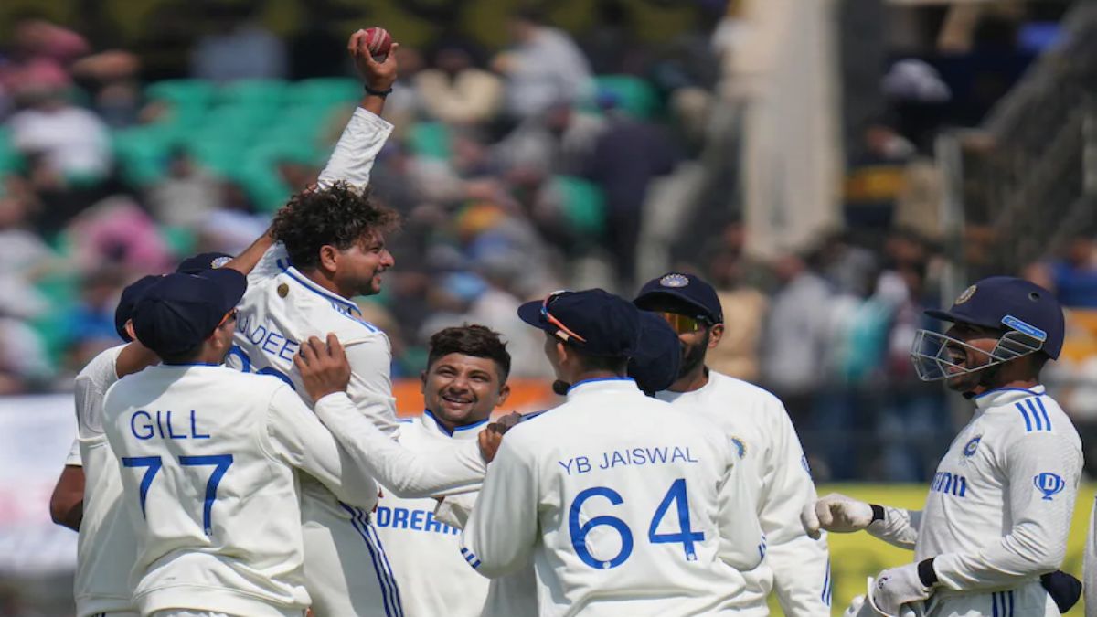 IND vs ENG 5th Test: धर्मशाला में कुलदीप ने खोला पंजा, 100वां टेस्ट खेल रहे अश्विन ने एक ओवर में झटके 2 विकेट, 183 के स्कोर पर इंग्लैंड को लगा 8वां झटका