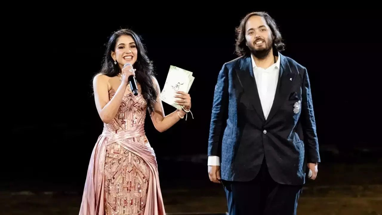 Radhika Merchant की पकड़ी गई चोरी, इस हॉलीवुड फिल्म से कॉपी की थी प्री-वेडिंग स्पीच, सोशल मीडिया पर ट्रोल्स बोले- ‘बड़े लोग, बड़े कॉपी बाज’, देखें वायरल Video