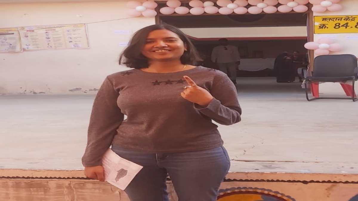 सात समुंदर पार से वोट डालने इंडिया पहुंची छात्रा: कहा- मतदान हमारा कर्तव्य, सरकार से की यह मांग