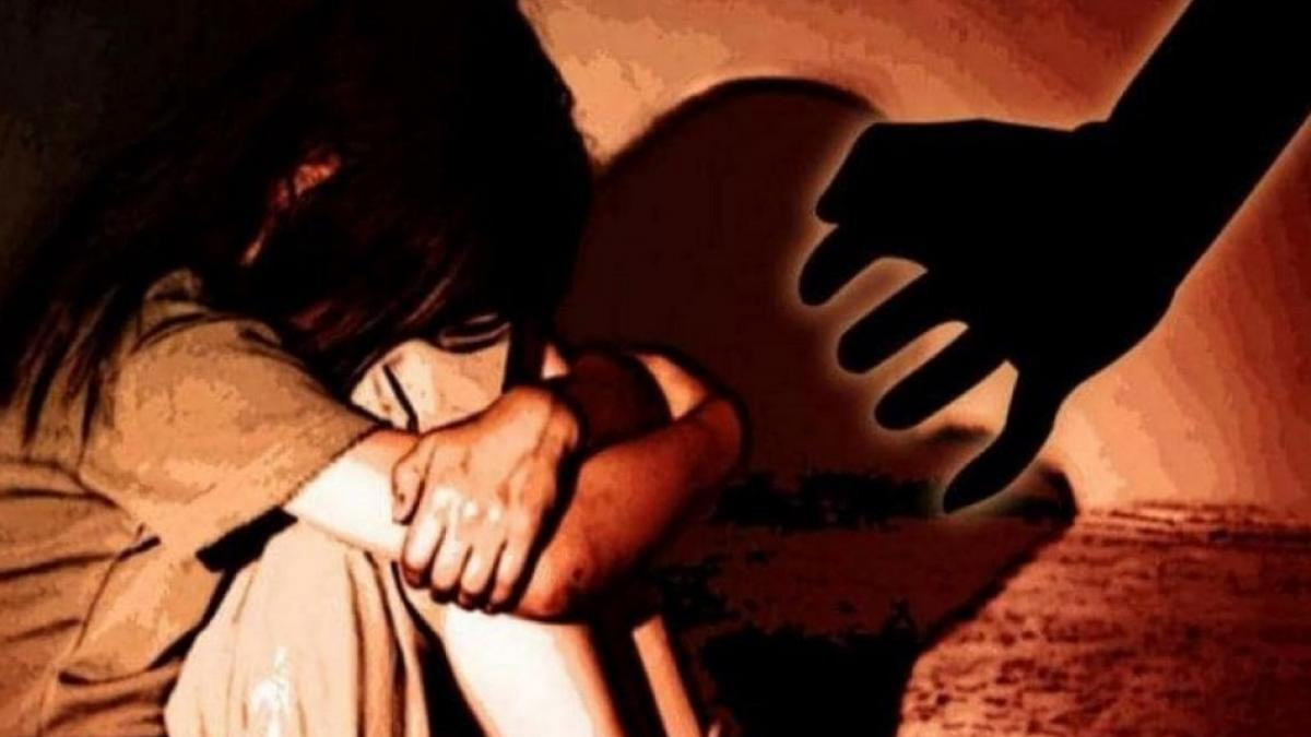 Delhi News: 12 साल की मासूम बच्ची ने फांसी लगाकर किया सुसाइड
