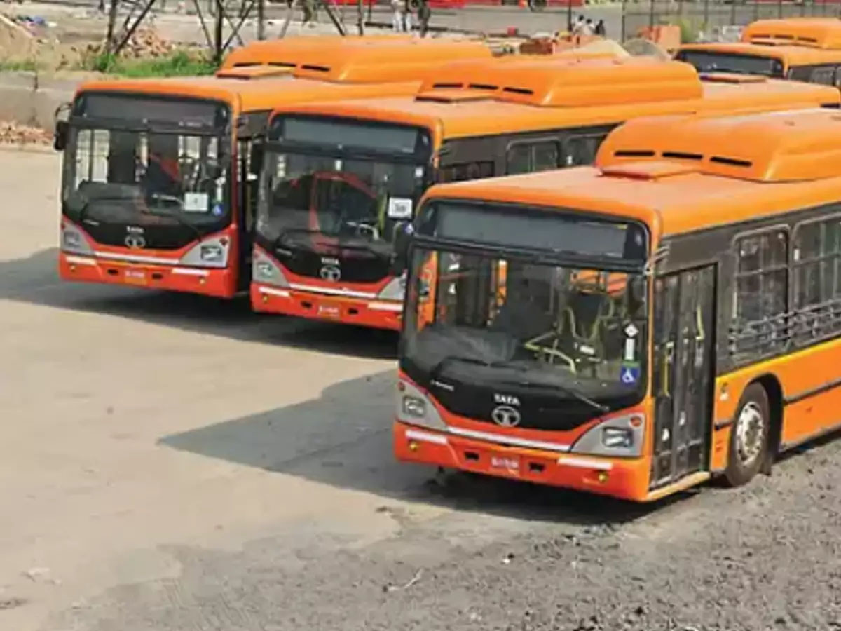 दिल्ली में चुनाव के दिन सुबह जल्द चलेंगी डीटीसी की बसें