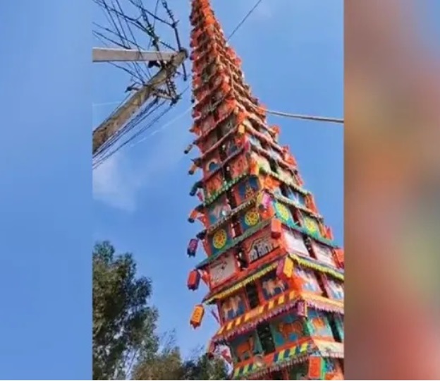 MADDURAMMA DEVI TEMPLE : 120 फीट ऊंचा मंदिर का रख गिरा… 10 गांव के हजरों श्रद्धालु यात्रा में थे शामिल, सामने आया Video