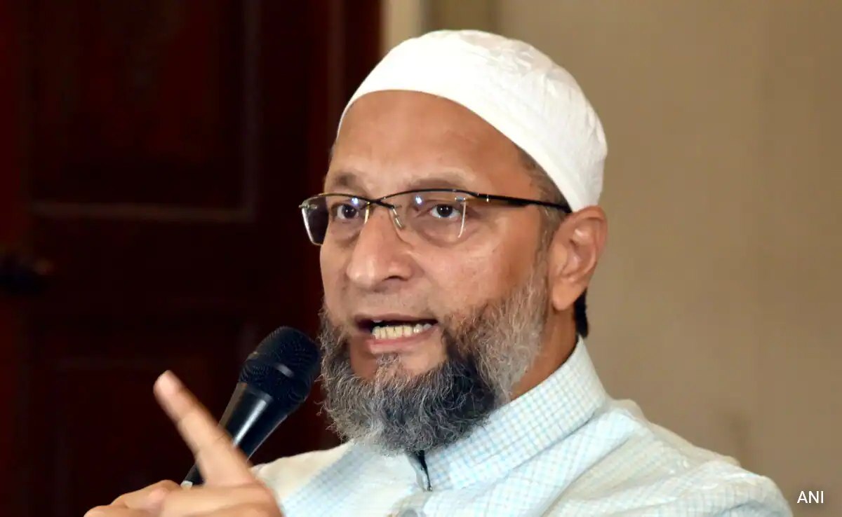 Owaisi On Ayodhya Mosque: अयोध्या में बन रही मस्जिद को लेकर असदुद्दीन ओवैसी ने ये क्या कह डाला, पढ़कर ठनक जाएगा मुस्लिमों का माथा