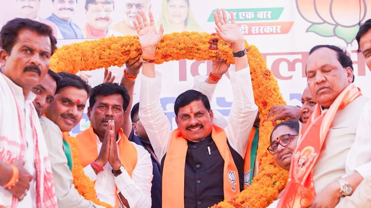 CM Mohan Yadav in Shivpuri: करैरा में गरजे मुख्यमंत्री, बोले- पहले यहां डाकुओं ने भय फैला रखा था, 3000 रुपए क्विंटल गेंहू खरीदने की कही बात