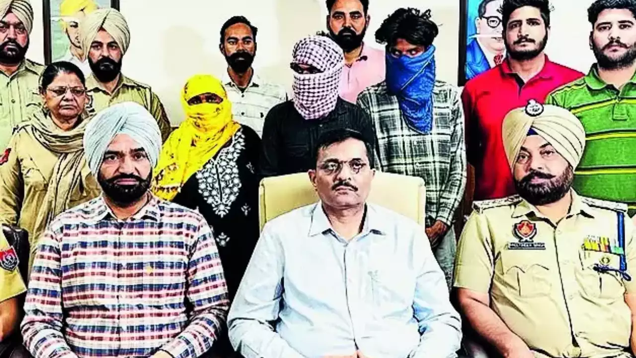 55 वर्षीय महिला को अर्द्धनग्न करने का मामला, पंजाब मानवाधिकार आयोग ने रिपोर्ट तलब की