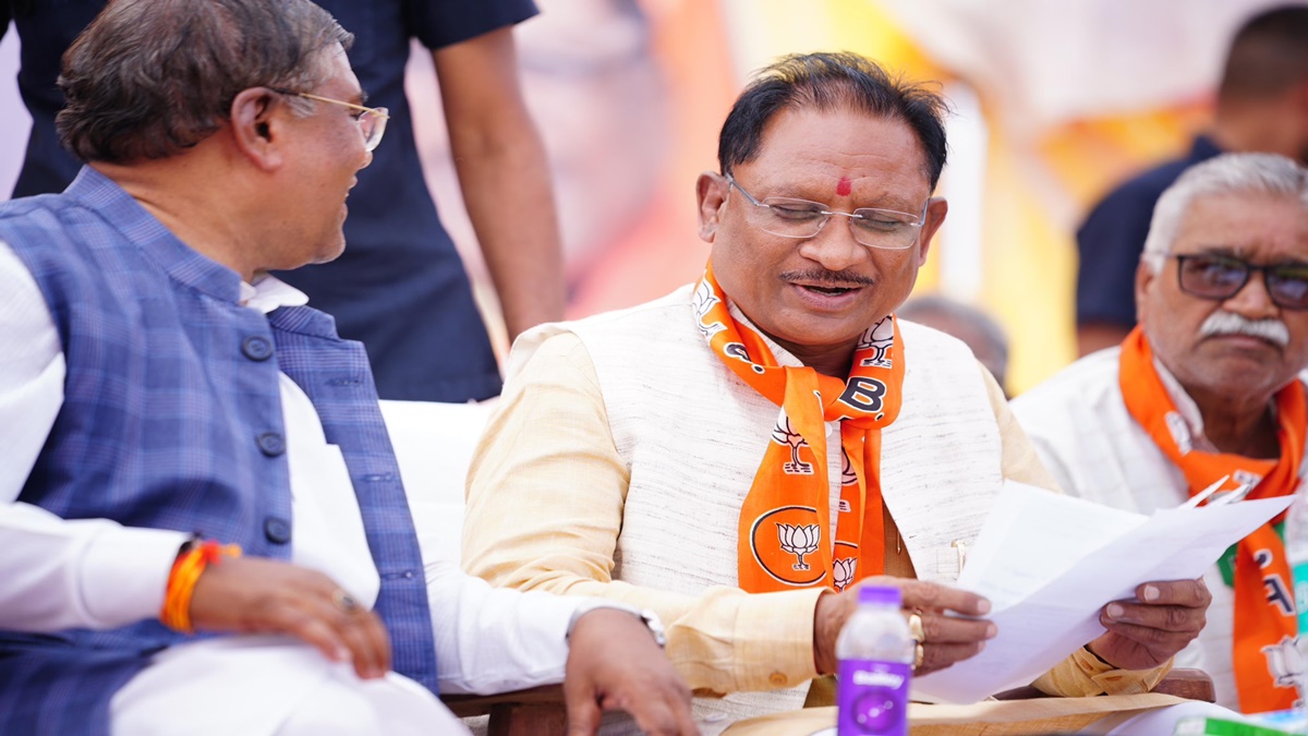 ‘चरणदास महंत और कवासी लखमा का दिमागी संतुलन बिगड़ गया…’,  छत्तीसगढ़ के CM साय ने MP में भरी हुंकार, कांग्रेस नेताओं ने  PM मोदी पर की थी आपत्तिजनक टिप्पणी