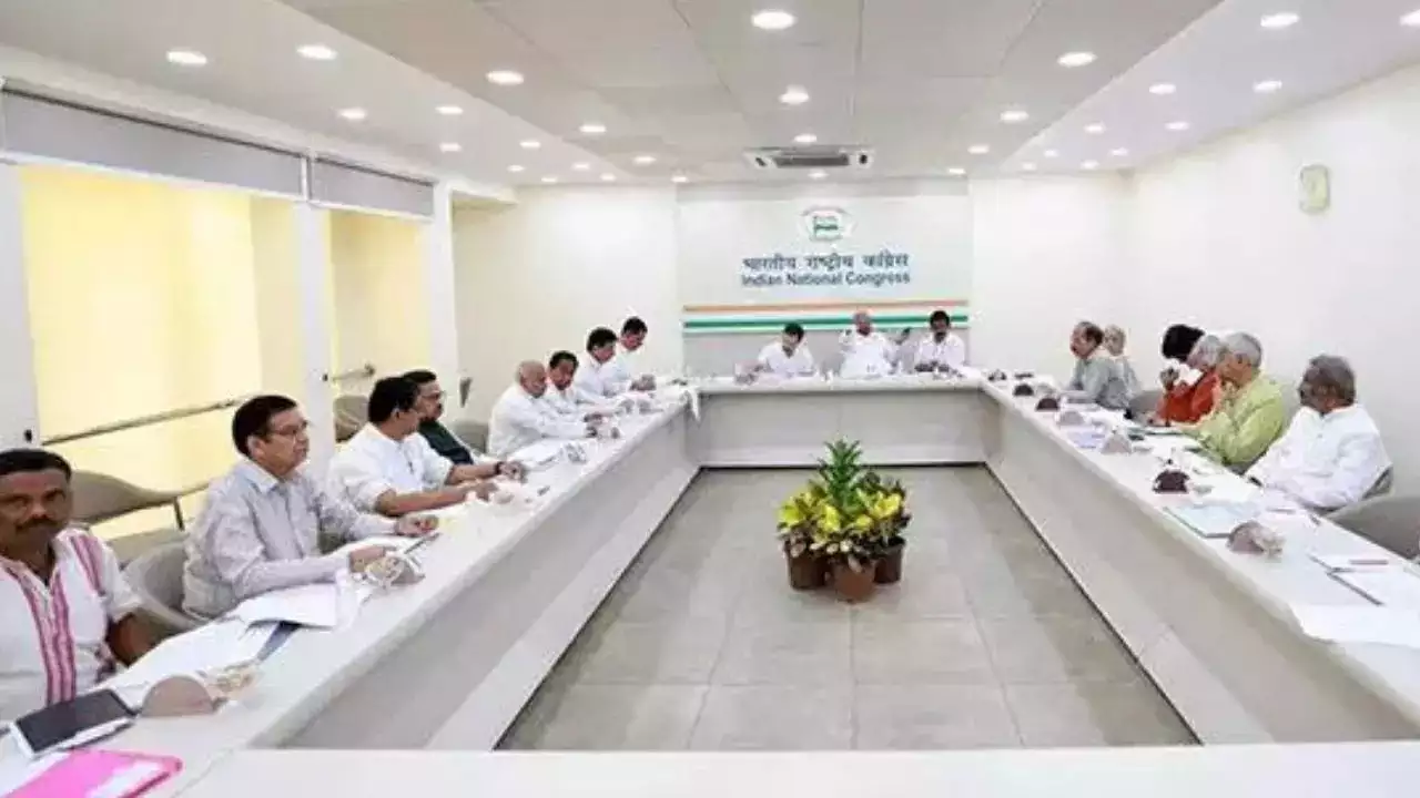 Punjab News : कांग्रेस की 7 सीटों के लिए फिर होगी स्क्रीनिंग, कमेटी की बैठक में माथापच्ची