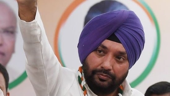 Delhi Breaking: दिल्ली कांग्रेस अध्यक्ष अरविंदर सिंह लवली ने दिया इस्तीफा, पार्टी पर लगाए गंभीर आरोप