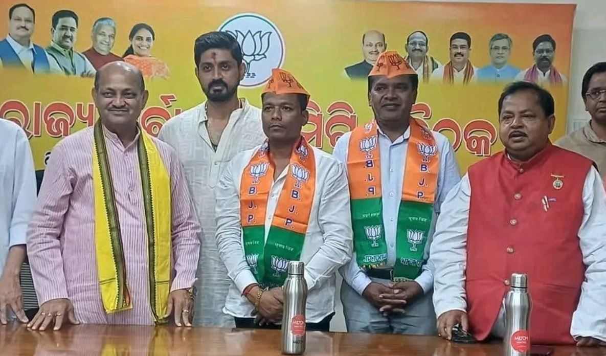 लक्ष्मीपुर के पूर्व विधायक कैलाश कुलेसिका भाजपा में हुए शामिल