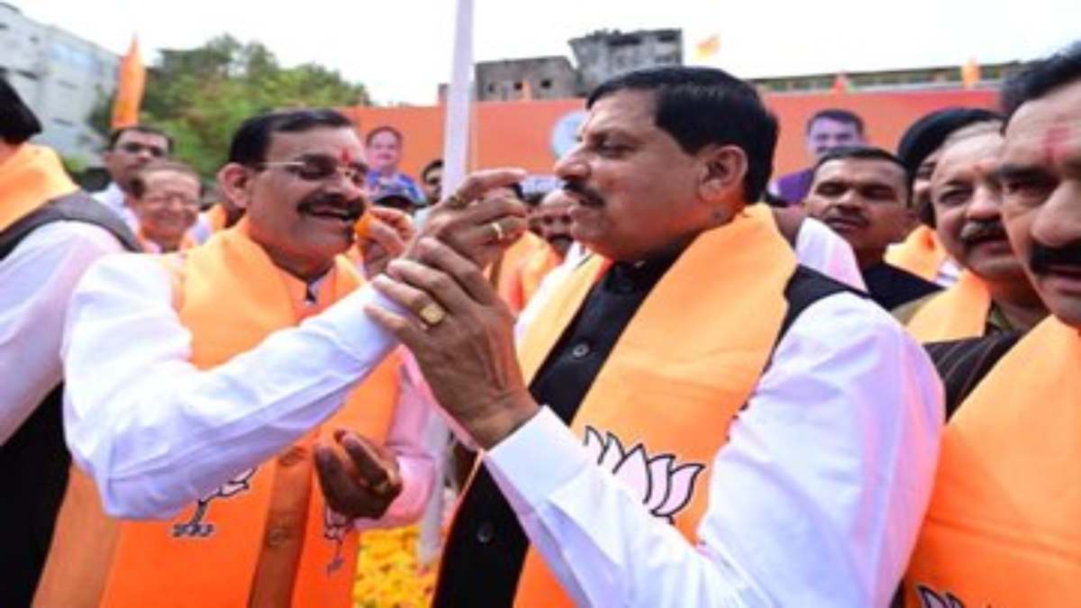 BJP ने मनाया स्थापना दिवस: कार्यालय में फहराया पार्टी का ध्वज, CM मोहन बोले- कल्याणकारी योजनाओं को जन-जन तक पहुंचाना है, वीडी शर्मा ने PM मोदी को बताया गरीबों का मसीहा