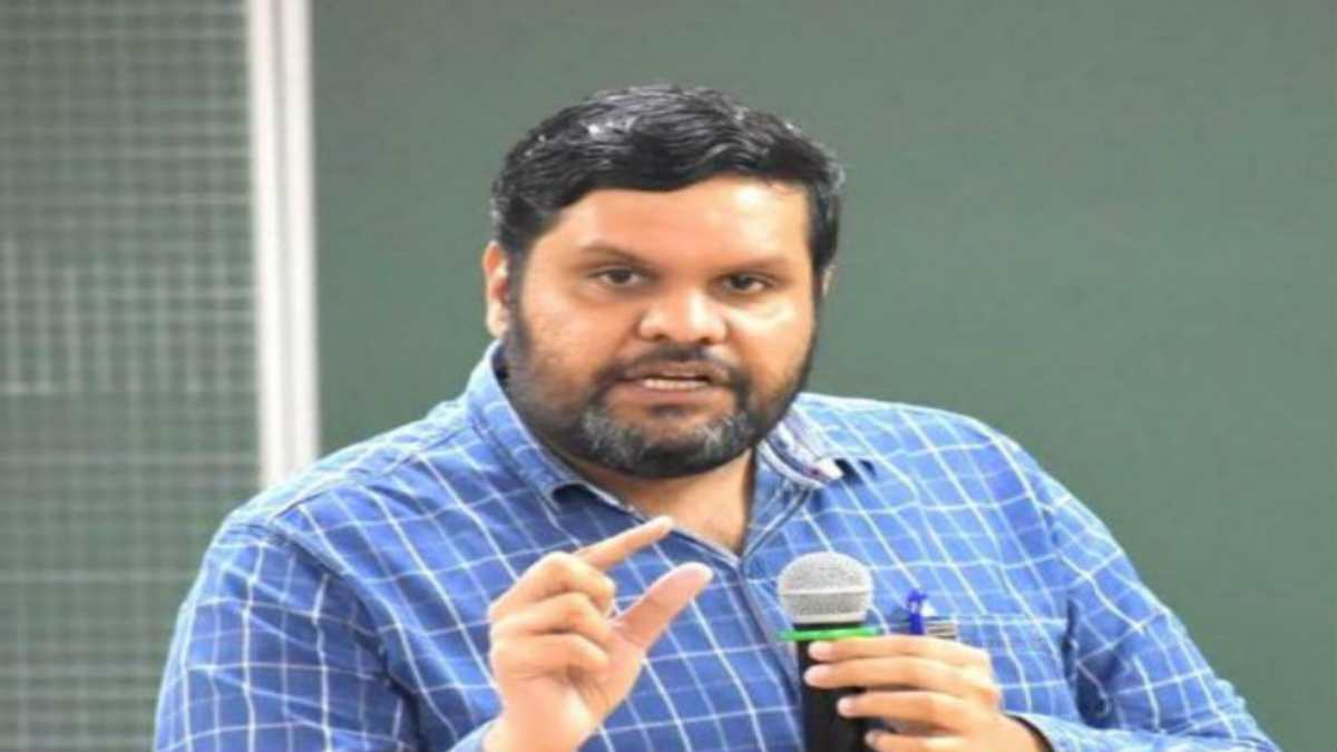 BREAKING : लोकसभा चुनाव से पहले कांग्रेस को बड़ा झटका, गौरव वल्लभ ने पार्टी से दिया इस्तीफा, कहा- सनातन विरोधी नारे नहीं लगा सकता…