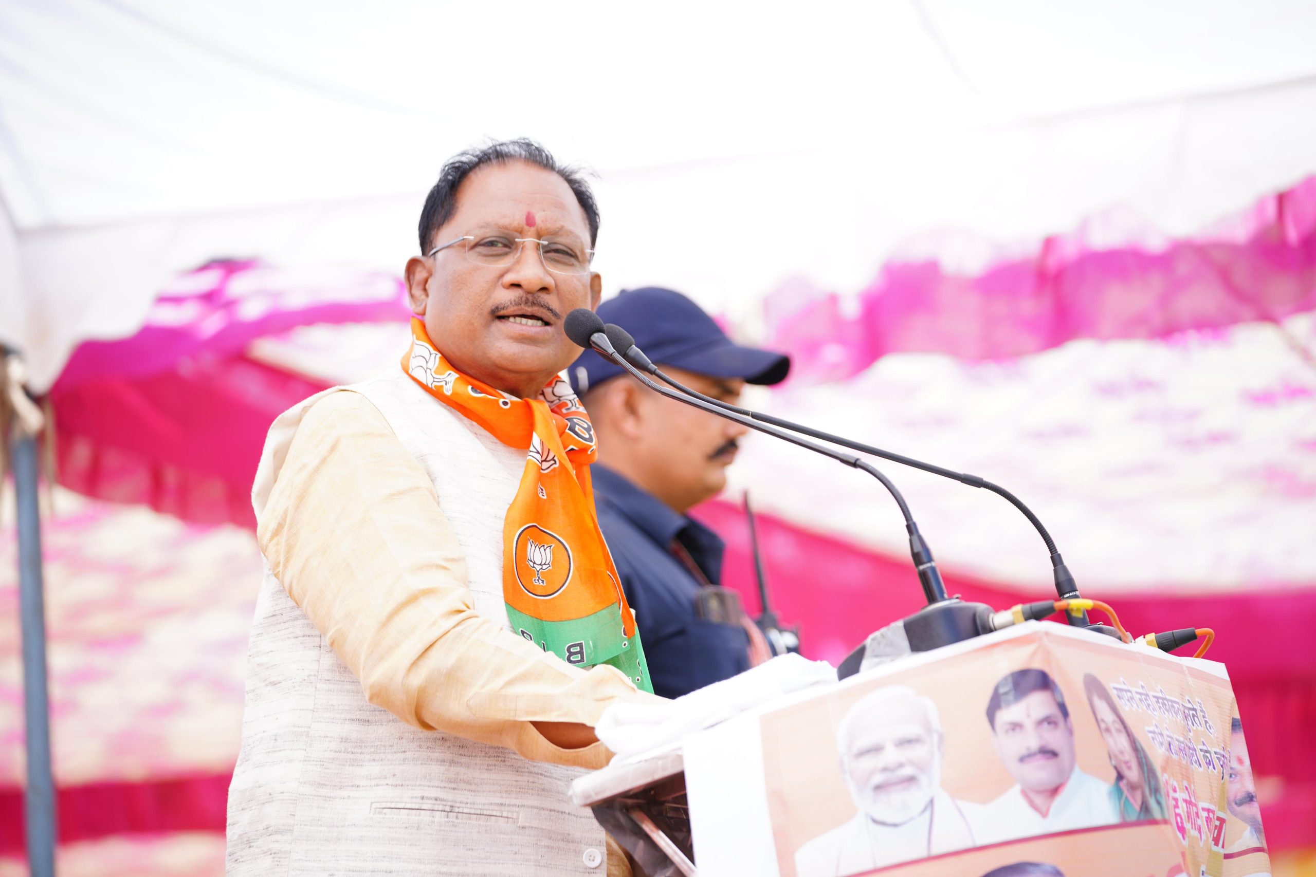 MP में मुख्यमंत्री साय ने ली तीन जनसभाएं, कहा – भाजपा ने किया आदिवासियों का सम्मान, कांग्रेस ने वोट बैंक की तरह किया इस्तेमाल