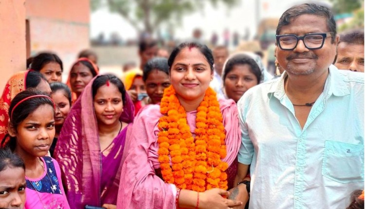 Odisha Election : बेटी के अभियान के लिए आवासीय संपत्ति का कुछ हिस्सा बेचा पूर्व कांग्रेस विधायक ने