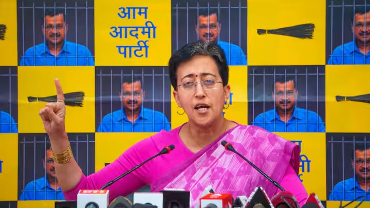 AAP के थीम सॉन्ग पर चुनाव आयोग की रोकः बोला- तानाशाही शब्द को हटाएं, आप ने लगा दी आरोपों की झड़ी