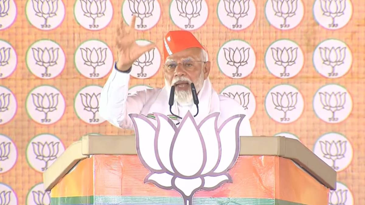 PM MODI की स्पीच के खिलाफ चुनाव आयोग ने शुरू की जांच, मुस्लिमों पर पीएम ने दिया था बयान