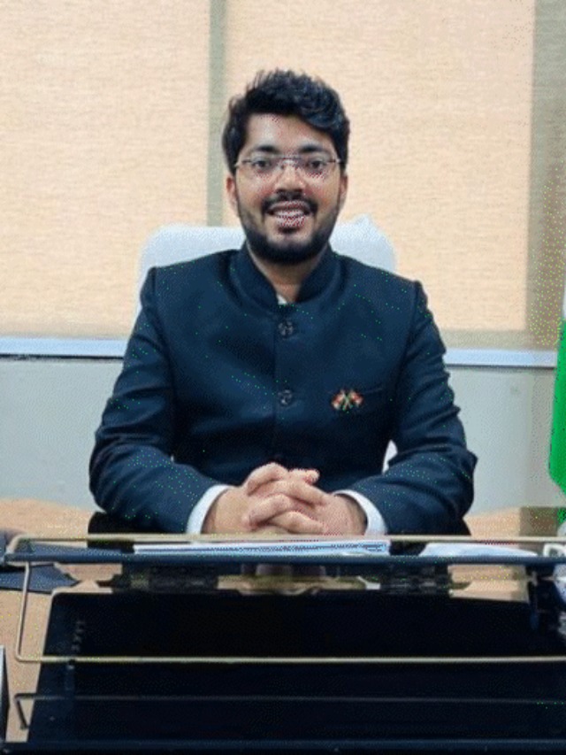 SDM साहब का छलका दर्द, बोले- मुझे कुर्क करें