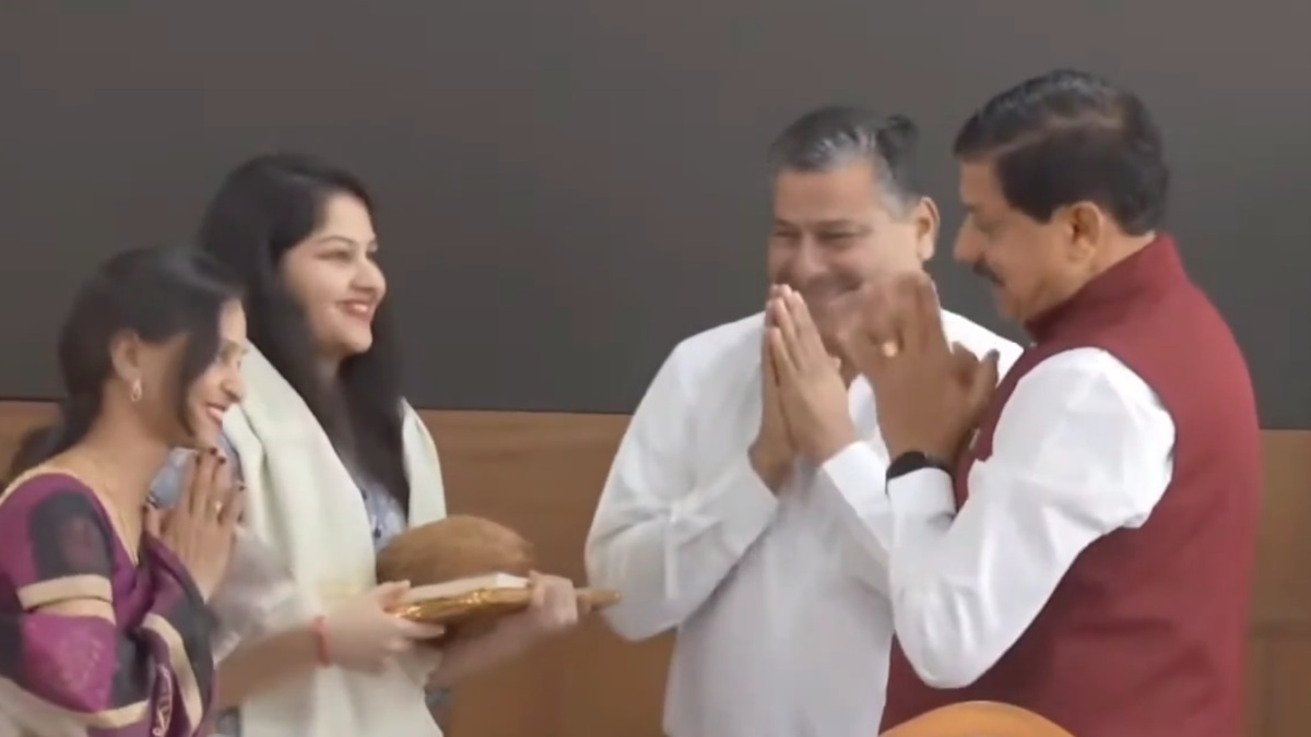 MP के UPSC टॉपर से CM मोहन की मुलाकात, सीएम हाउस में 27 अभ्यर्थियों को किया सम्मानित