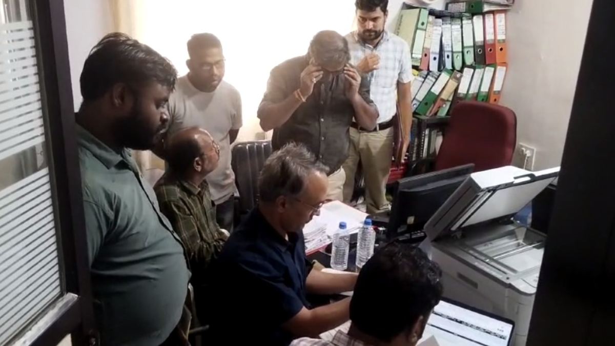 VIDISHA: स्वास्थ्य विभाग में भ्रष्टाचार का मामला, जांच करने पहुंची 5 सदस्यीय विशेषज्ञ डॉक्टर टीम