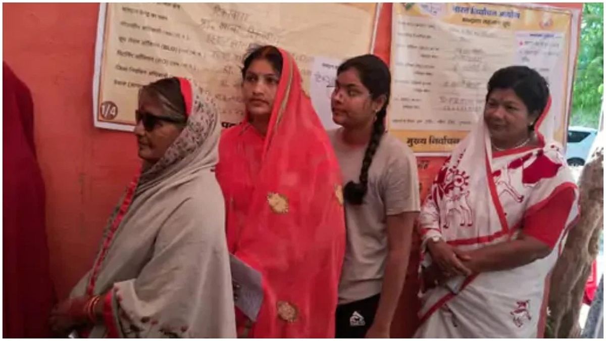 Lok Sabha Elections 2024 Voting: PHE मंत्री संपतिया उइके ने किया मतदान, कहा- राष्ट्रवाद के मुद्दे पर हो रही वोटिंग