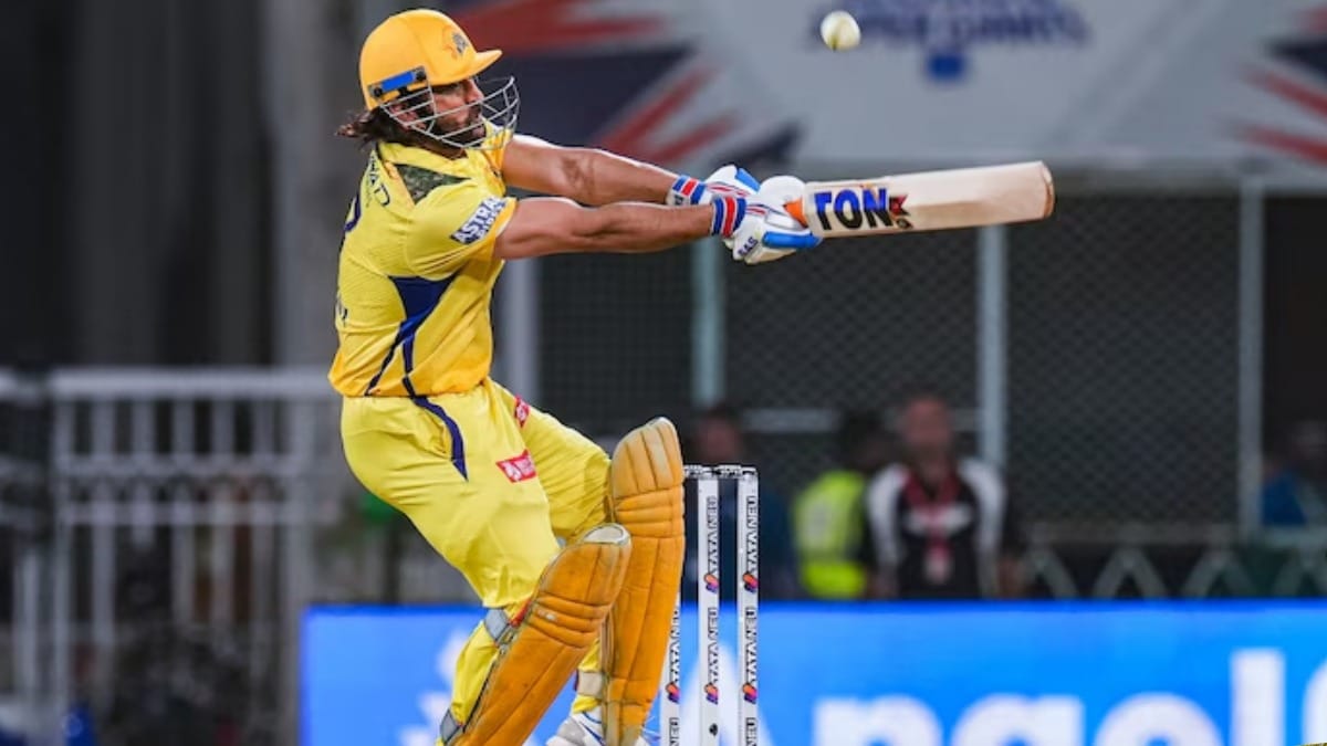 IPL 2024 : 42 साल के MS Dhoni ने बनाया वर्ल्ड रिकॉर्ड, देखते रह गए गेल-डिविलियर्स …