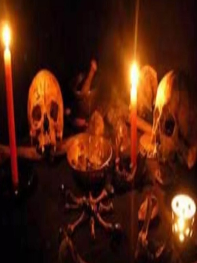 यहां लगा भूतों का मेला, बुरी आत्माओं से छुटकारा पाने दूर-दूर से पहुंचे लोग