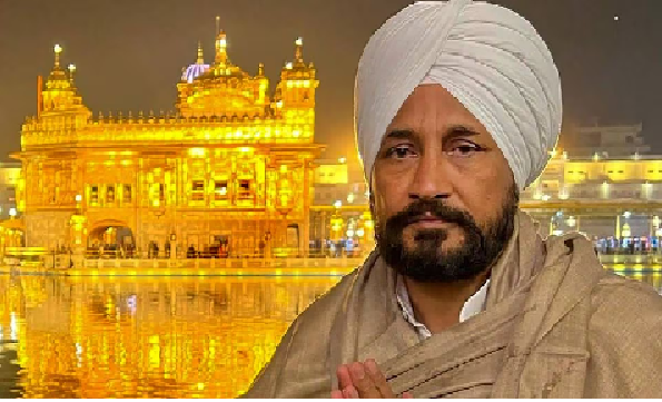 लोकसभा उम्मीदवार चरणजीत सिंह चन्नी पहुंचे स्वर्ण मंदिर, साथ दिखे कई समर्थक