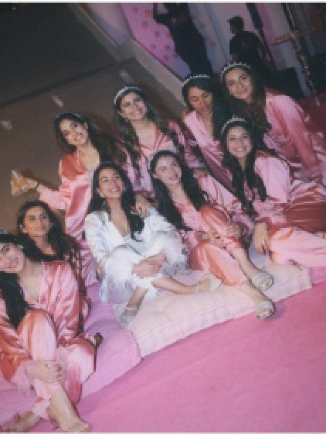 Radhika Merchant Bridal Shower: ब्राइडल शावर में इस खास अंदाज में दिखीं, अंबानी परिवार की छोटी बहू…