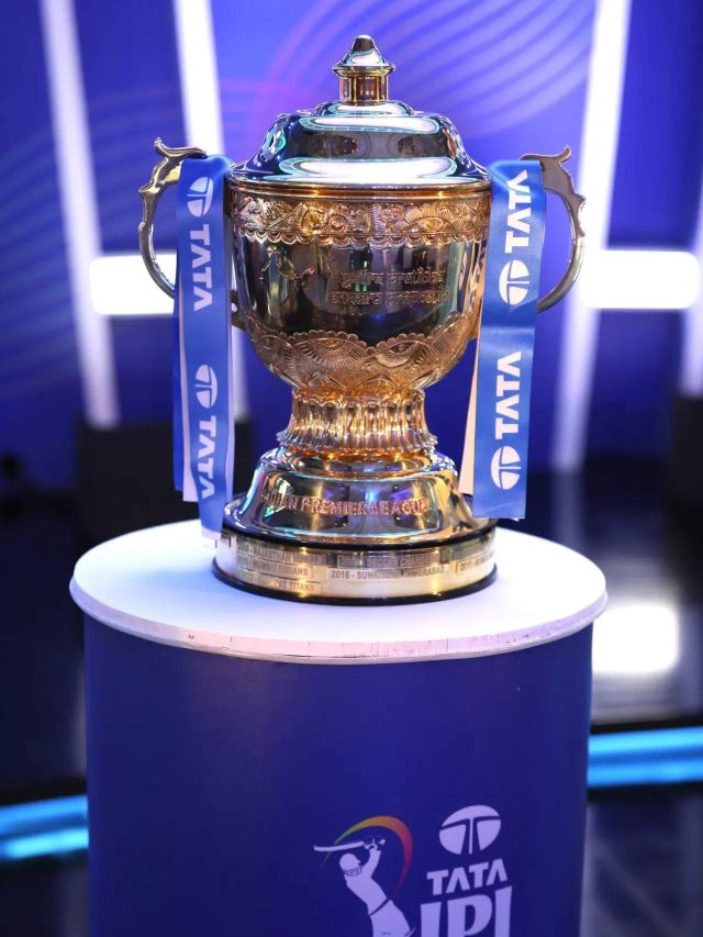 वो 3 दिग्गज, जिन्होंने IPL में सेचुरी ठोकी और हैट्रिक भी ली