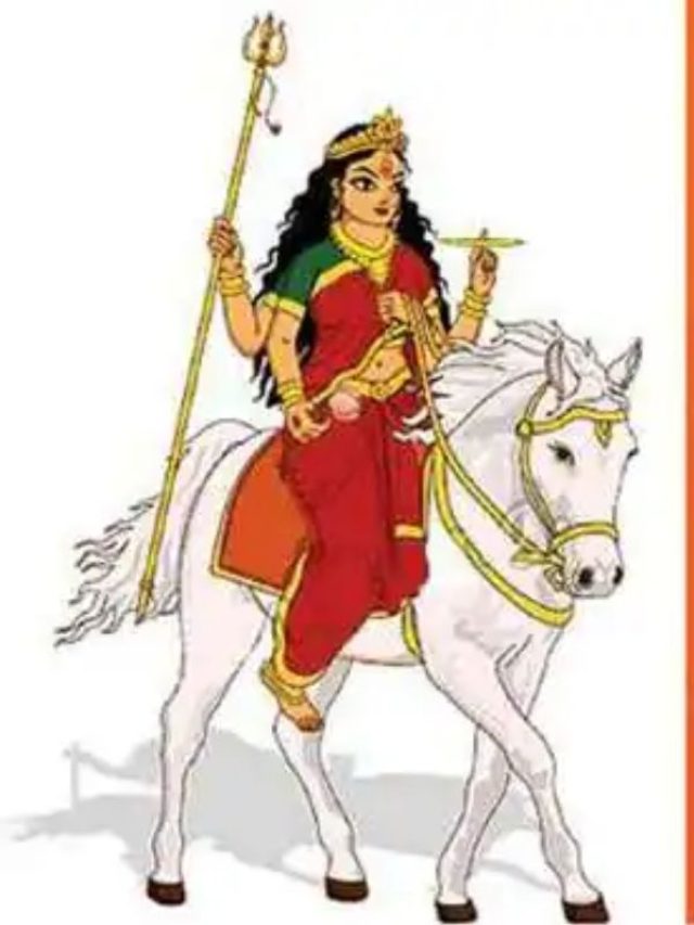 इस बार घोड़े पर सवार होंगी मां दुर्गा… हो सकती है बड़ी अनहोनी, प्राकृतिक आपदा और सत्ता परिवर्तन की आशंका भी