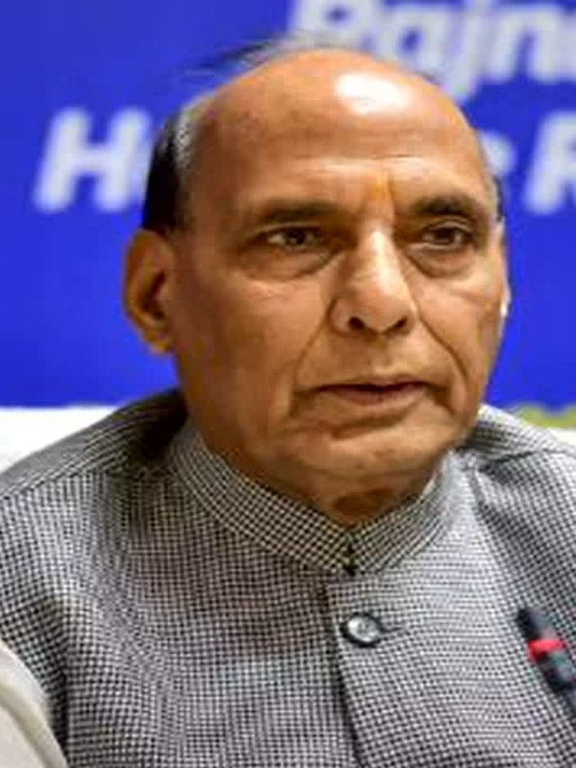 Interview में केंद्रीय मंत्री राजनाथ सिंह की आंखें हुई नम, याद किया पुराना किस्सा…