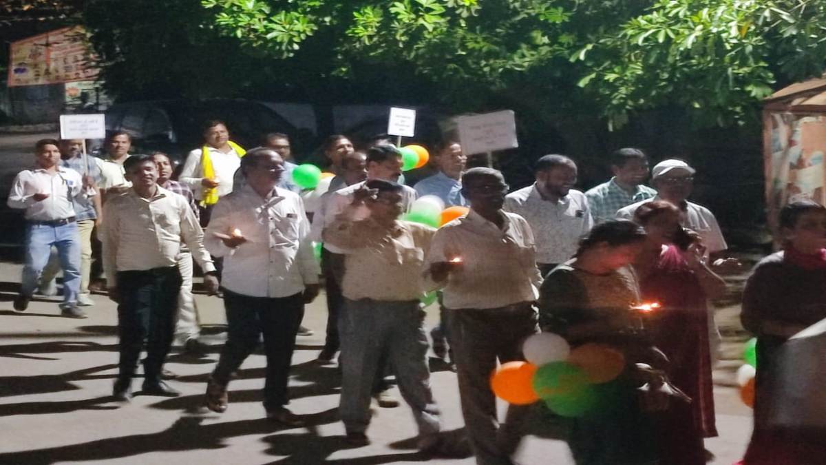 आरती रैली निकालकर मतदाताओं को किया जागरूक, छात्रों ने नुक्कड़ नाटक कर बताया मतदान का महत्व