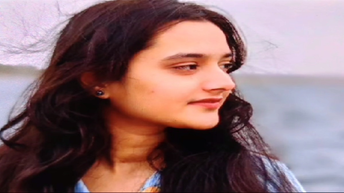 आकृति भदौरिया सुसाइड केस: बॉयफ्रेंड पर आत्महत्या के लिए उकसाने का मामला दर्ज, प्यार में मिले धोखे से आहत होकर युवती ने दी थी जान