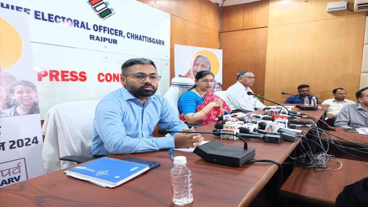 Lok Sabha Election 2024 : राजनांदगांव, महासमुंद और कांकेर लोकसभा में मतदान कल, 52 लाख से ज्यादा वोटर चुनेंगे सांसद, इस बार 7 फीसदी बढ़े मतदाता