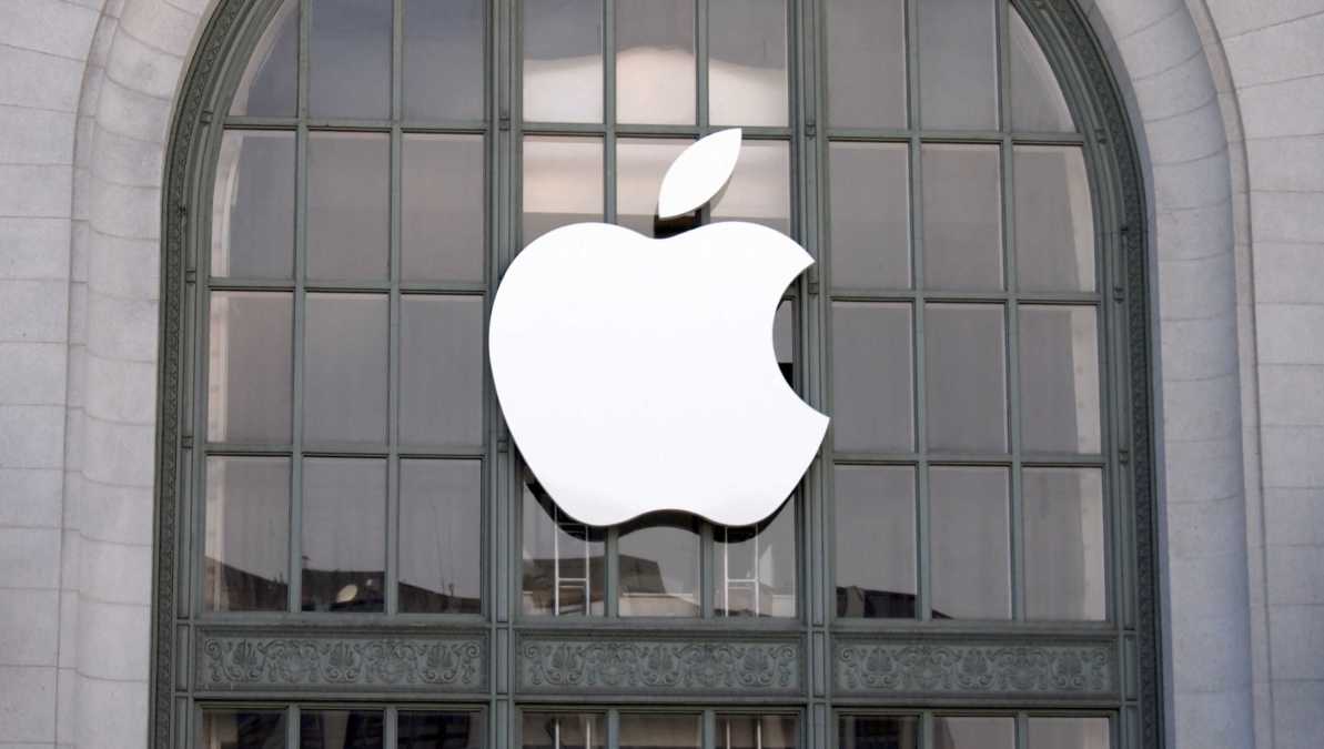 Apple की चेतावनी : स्कैमर्स की है आपके प्रोडक्ट पर नजर, किसी भी वक्त हैक हो सकता है आपका आईफोन