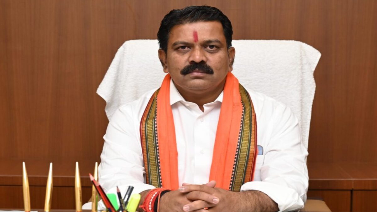 डिप्टी सीएम विजय शर्मा का भूपेश बघेल पर हमला, कहा- वे इसलिए सांसद बनेंगे, ताकि मोदी का सिर फोड़ सके…