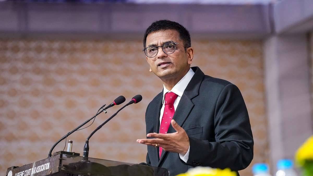 CJI चंद्रचूड़ ने न्यायिक प्रक्रिया में AI को गेम चेंजर बताया, मगर इससे जुड़ी कई चिंताएं भी व्यक्त की