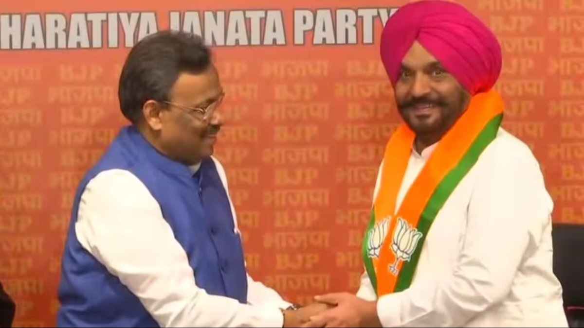 Lok Sabha Election 2024 : चुनाव से पहले कांग्रेस को लगा बड़ा झटका, तजिंदर सिंह बिट्ट और करमजीत कौर भाजपा में शामिल