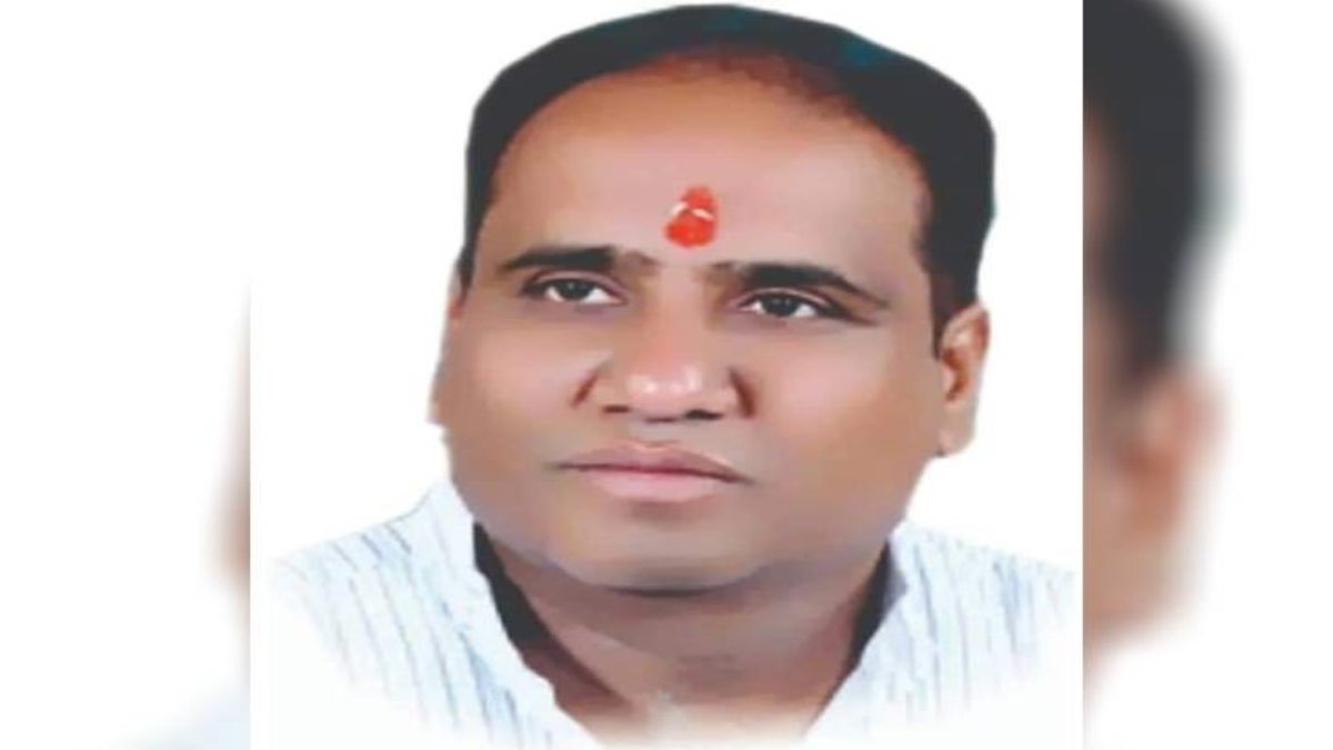 कांग्रेस को एक और झटका: जीतू पटवारी के रवाना होते ही जिलाध्यक्ष ने पार्टी को कहा अलविदा, कमलनाथ को भेजा इस्तीफा