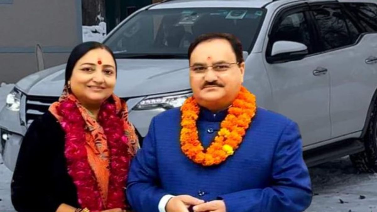 PM मोदी के संसदीय क्षेत्र में मिली नड्डा की पत्नी की चोरी हुई कार, दो आरोपी गिरफ्तार