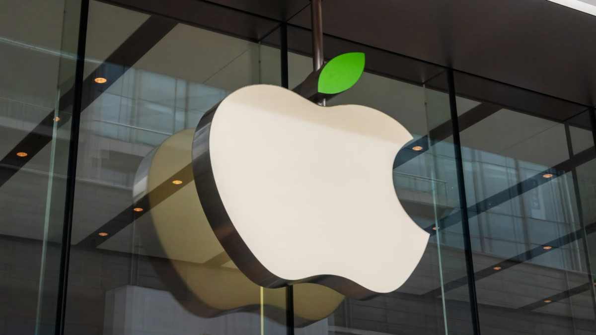 कार्रवाई : एपल ने लिया बड़ा एक्शन, App Store से रिमूव किए न्यूड फोटो बनाने वाले AI ऐप्स
