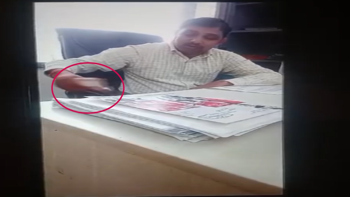 रिश्वतखोर आरआई निलंबितः घूस लेते वीडियो सोशल मीडिया पर हुआ था वायरल, कलेक्टर ने की कार्रवाई