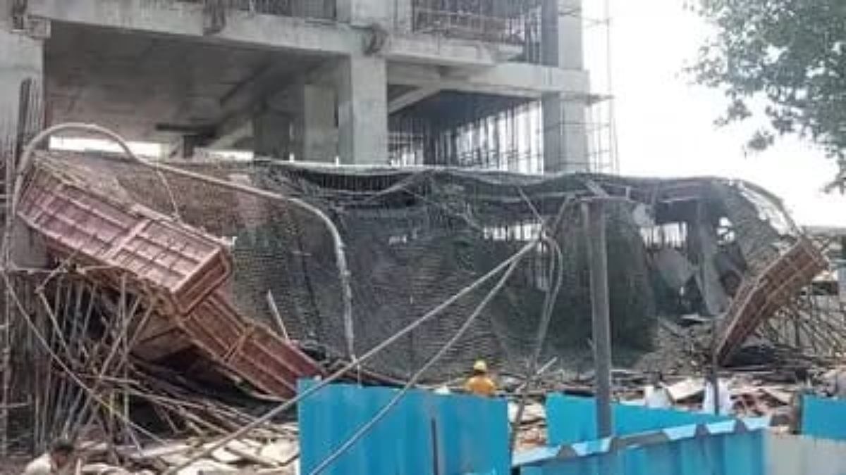 रेलवे स्टेशन में चल रहा था नई बील्डिंग का काम, अचानक ढह गई छत, 3 मजदूर गंभीर रूप से घायल