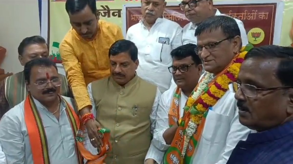  Congress को लग रहा झटके पर झटका: कांग्रेस जिलाध्यक्ष BJP में हुए शामिल, पार्टी पर लगाए ये आरोप