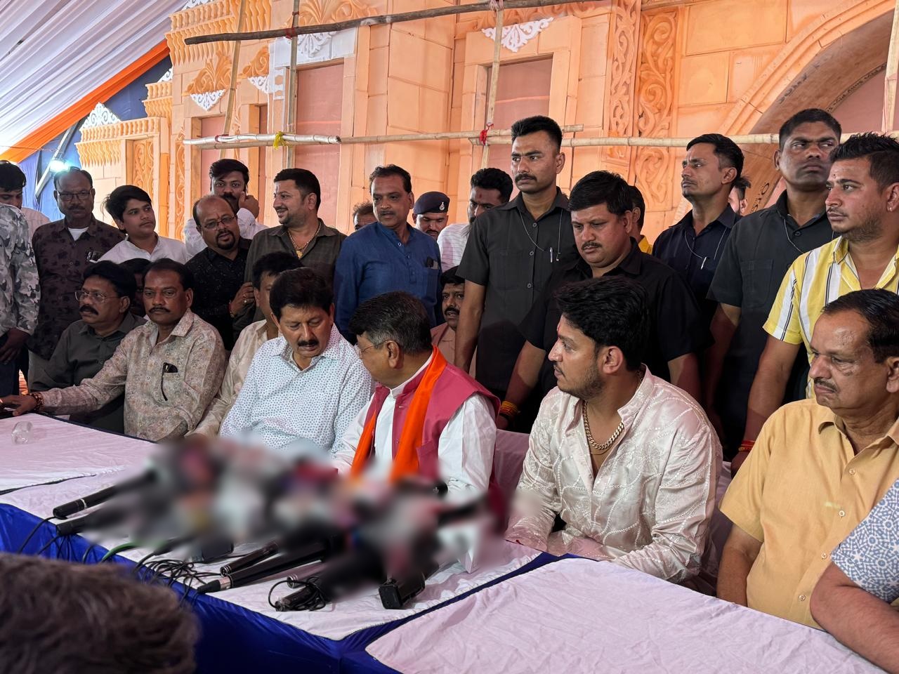 वोटिंग परसेंटेज को लेकर दिग्गज त्रस्त, विजयवर्गीय मस्त: मतदान प्रतिशत बढ़ाने के सवाल पर थैंक यू बोलकर निकल गए कैबिनेट मंत्री