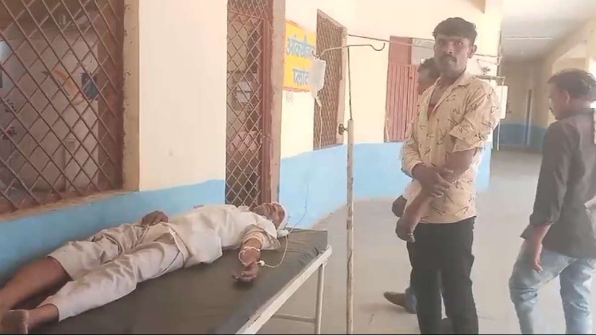धार में यात्रियों से भरा वाहन पलटा: 12 लोग घायल, 6 साल की बच्ची बड़वानी रेफर, पारिवारिक कार्यक्रम में शामिल होने जा रहे थे