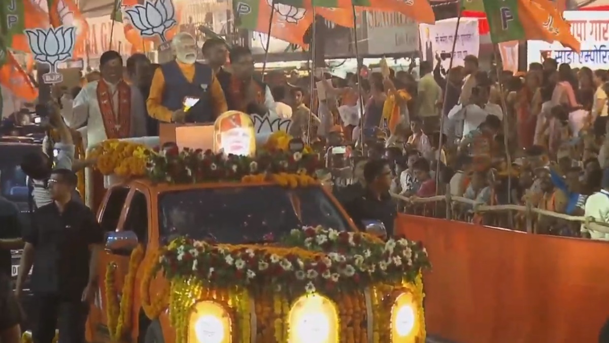 PM मोदी का जबलपुर में रोड शो शुरू, CM मोहन भी मौजूद, देखें Live