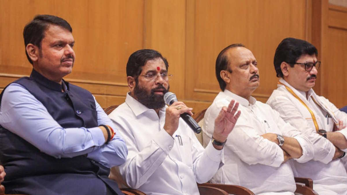 महाराष्ट्र में महायुति के प्रदर्शन से मची हलचल, शिंदे और पवार गुट के नेता पाला बदलने की तैयारी में…